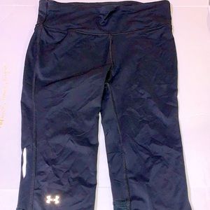 Under armour  black yoga pants size M